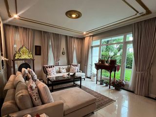 For sale 5 bedrooms house in Taling Chan, Bangkok