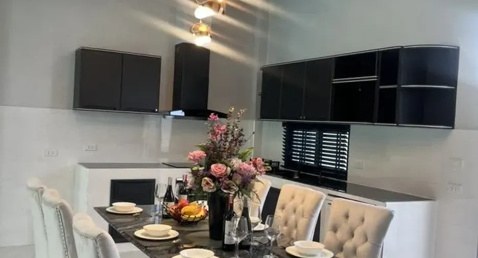 For sale 3 ベッドルーム villa in Hua Hin, Prachuap Khiri Khan