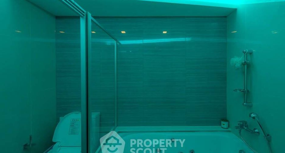 For sale 2 bedrooms condo in Si Racha, Chonburi