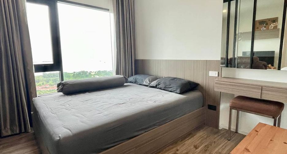 For sale 1 bed condo in Si Racha, Chonburi
