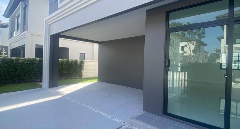 For sale 3 bedrooms house in Sai Mai, Bangkok