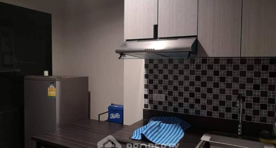 À vendre 1 chambre condo à Huai Khwang, Bangkok