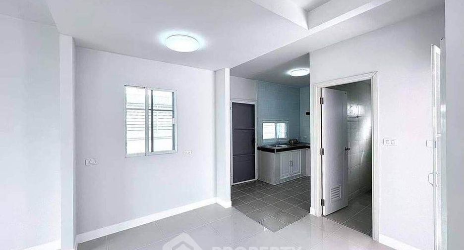 For sale 3 bedrooms house in Sai Mai, Bangkok