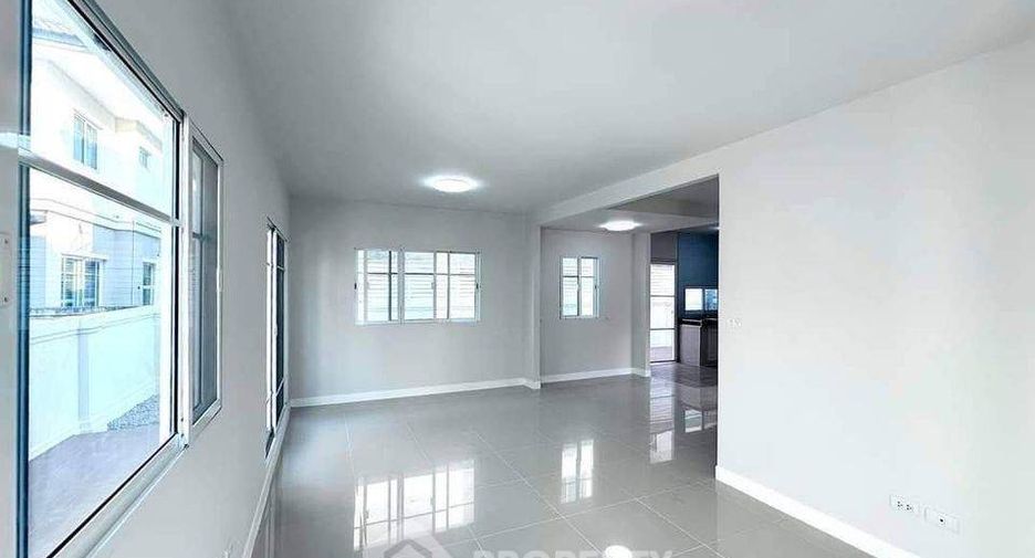 For sale 3 bedrooms house in Sai Mai, Bangkok
