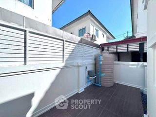 For sale 3 bedrooms house in Sai Mai, Bangkok