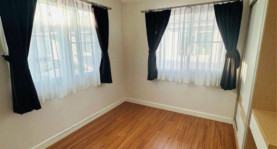 For sale 3 bedrooms house in Prawet, Bangkok