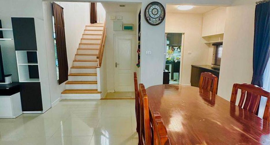 For sale 3 bedrooms house in Prawet, Bangkok