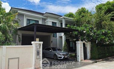 For sale 4 bedrooms house in Lat Krabang, Bangkok