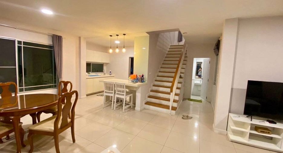 For rent 4 ベッドルーム house in Prawet, Bangkok
