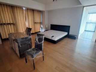 For rent and for sale 4 bedrooms condo in Sathon, Bangkok
