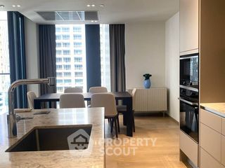 For rent and for sale 2 bedrooms condo in Pathum Wan, Bangkok