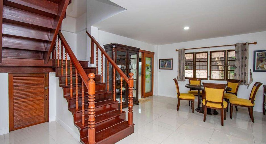 ขาย 4 ห้องนอน บ้านเดี่ยว ใน เมืองเชียงใหม่, เชียงใหม่