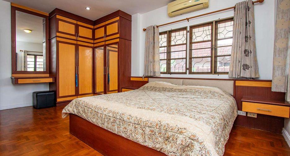 ขาย 4 ห้องนอน บ้านเดี่ยว ใน เมืองเชียงใหม่, เชียงใหม่