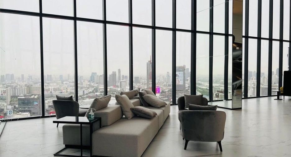 À louer studio condo à Huai Khwang, Bangkok