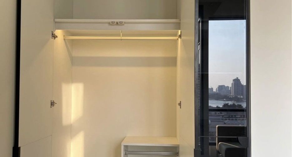 For rent studio condo in Khlong San, Bangkok