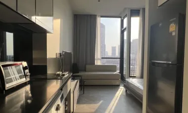For rent studio condo in Khlong San, Bangkok