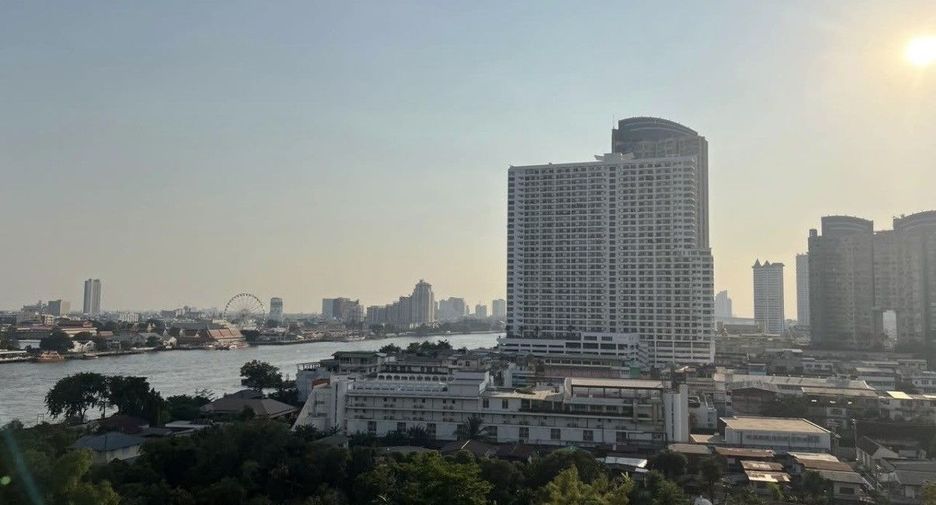 For rent studio condo in Khlong San, Bangkok