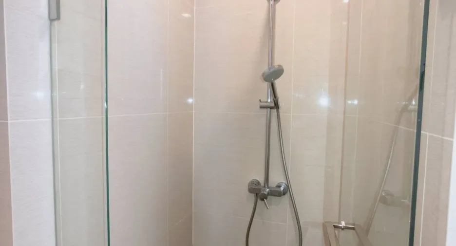 For rent 2 ベッドルーム condo in Khlong Toei, Bangkok