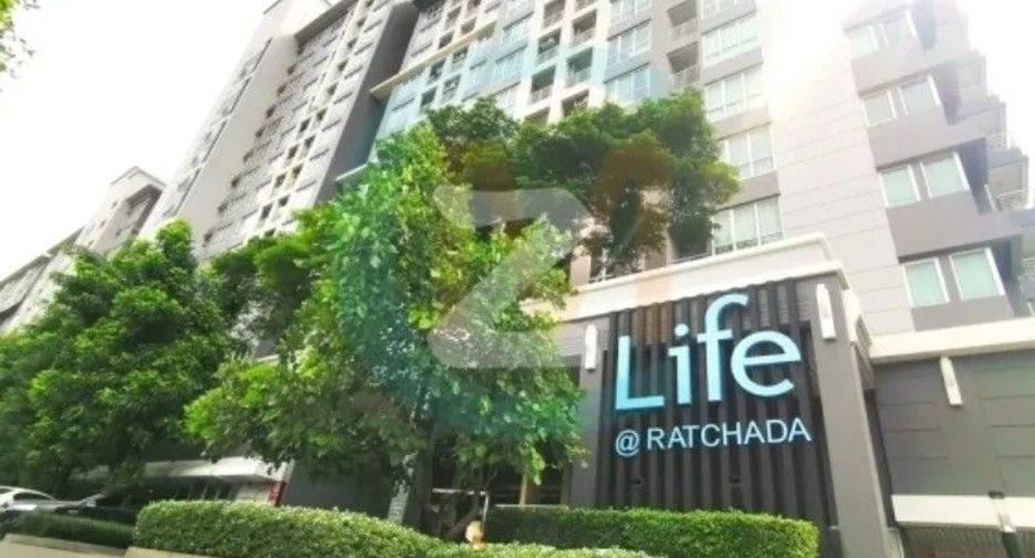 Wohnung zur Miete mit 1 Zimmer in Huai Khwang, Bangkok