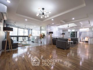 À vendre 3 chambres condo à Khlong Toei, Bangkok