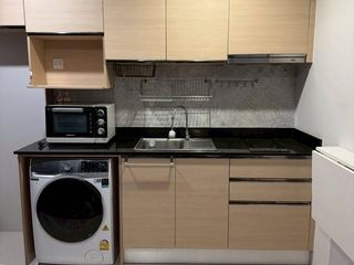 For sale 2 ベッドルーム condo in Yan Nawa, Bangkok