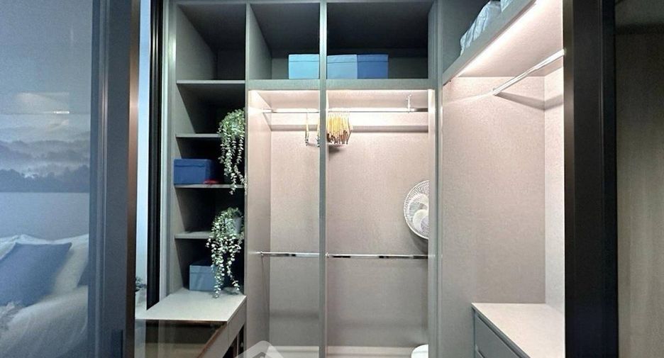 À vendre 1 chambre condo à Watthana, Bangkok