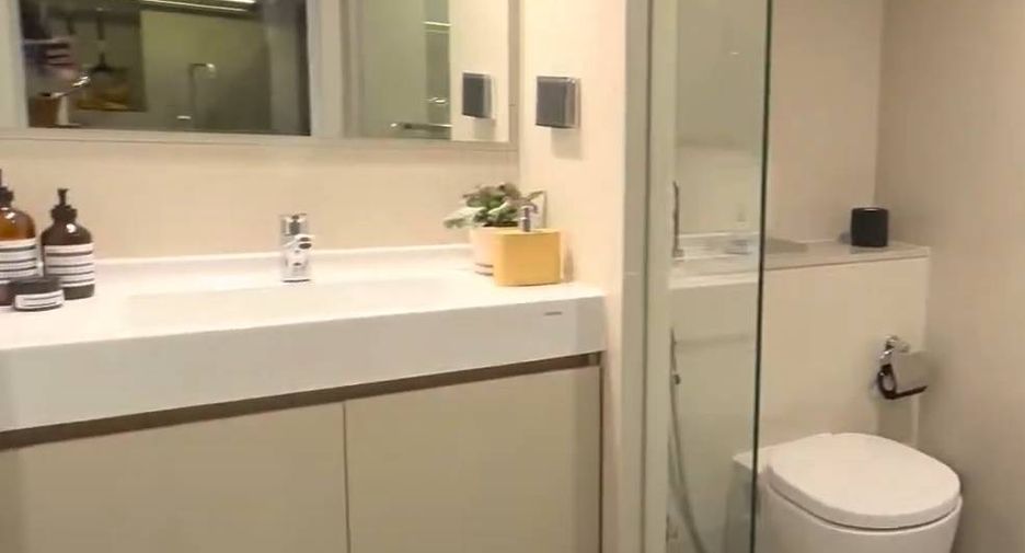 For sale 1 bed condo in Bang Rak, Bangkok