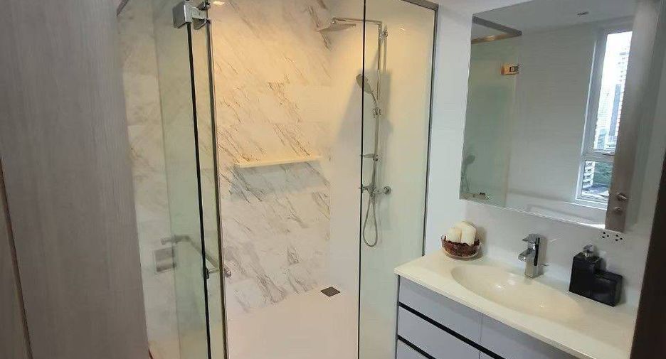 For rent 2 ベッドルーム condo in Watthana, Bangkok