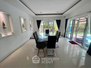 For rent 5 bedrooms villa in Bang Lamung, Chonburi