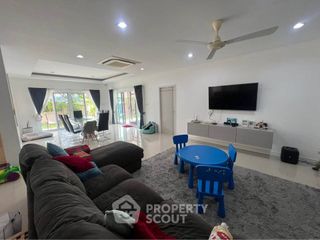 For rent 5 bedrooms villa in Bang Lamung, Chonburi