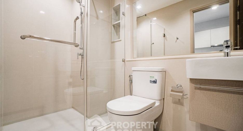 For rent 1 bed condo in Thon Buri, Bangkok