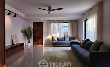 Reihenhaus zur Miete mit 4 Zimmer in Suan Luang, Bangkok
