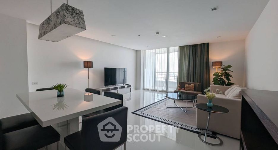 Condo en alquiler de 3 habitaciones en Sathon, Bangkok