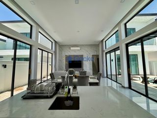 For rent 3 bedrooms house in Bang Lamung, Chonburi