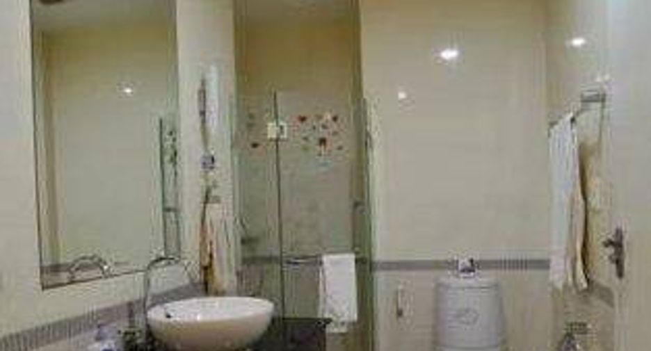 For rent 2 bedrooms condo in Ratchathewi, Bangkok