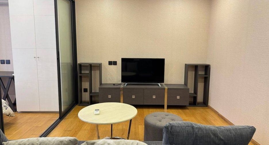For rent 1 bed condo in Pathum Wan, Bangkok