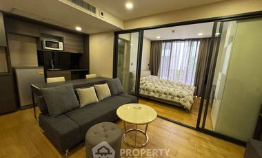 For rent 1 bed condo in Pathum Wan, Bangkok