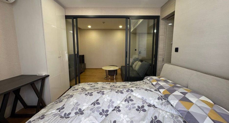 For rent 1 bed condo in Pathum Wan, Bangkok