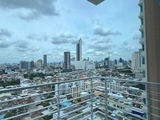 Wohnung zur Miete mit 1 Zimmer in Khlong San, Bangkok
