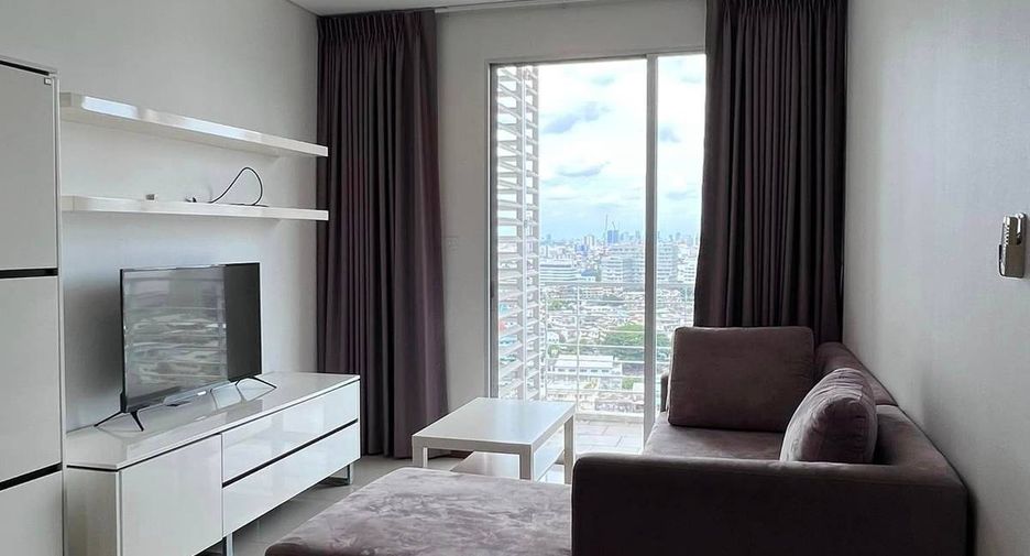 Condo en alquiler de 1 habitaciones en Khlong San, Bangkok