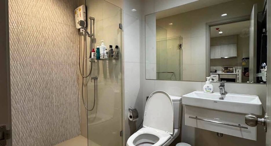 For rent 1 Beds condo in Khlong Toei, Bangkok