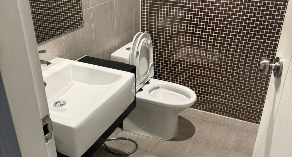 Reihenhaus zur Miete mit 3 Zimmer in Suan Luang, Bangkok