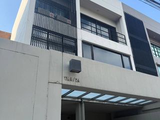 Reihenhaus zur Miete mit 3 Zimmer in Suan Luang, Bangkok