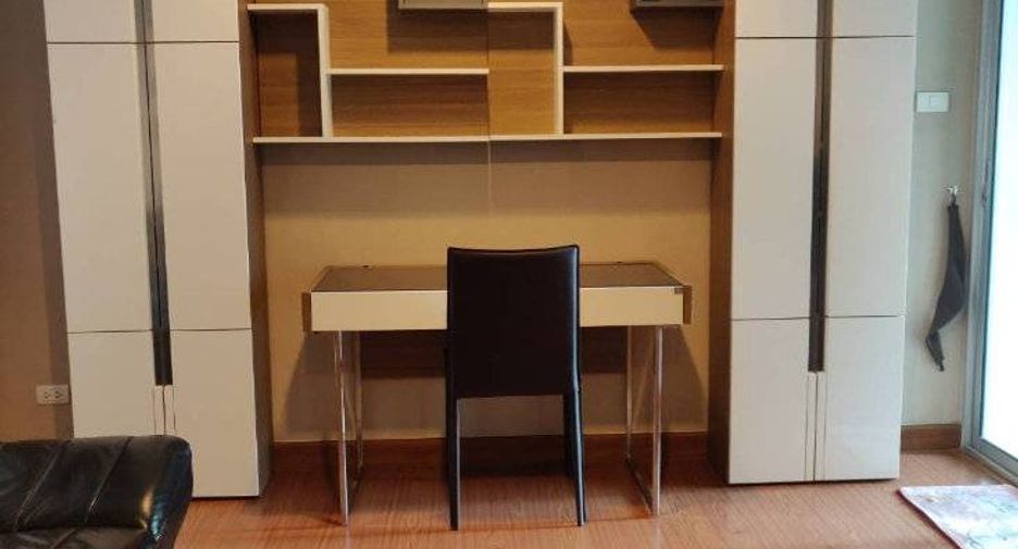 For rent 1 bed condo in Huai Khwang, Bangkok