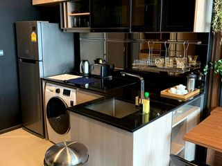 Condo en alquiler de 1 habitaciones en Huai Khwang, Bangkok