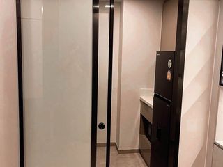 Condo en alquiler de 1 habitaciones en Huai Khwang, Bangkok
