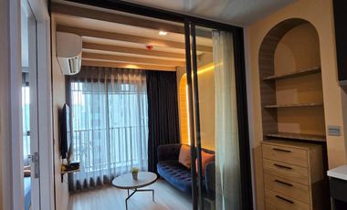 For rent 1 bed condo 