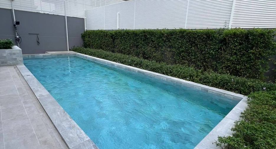 Haus zur Miete mit 5 Zimmer in Bueng Kum, Bangkok