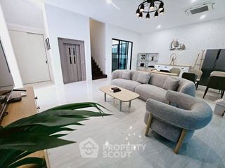 For rent 5 ベッドルーム house in Bueng Kum, Bangkok