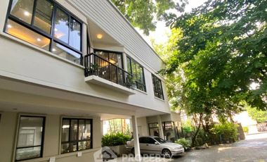 出租 2 卧室 独立屋 在 Khlong Toei, 曼谷